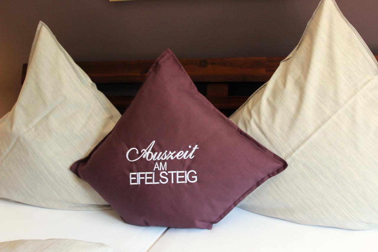 Auszeit Am Eifelsteig Hotell Daun Exteriör bild
